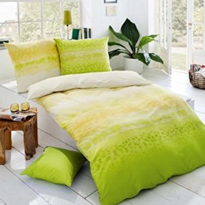 Kuschelige Bettwäsche aus Satin - grün 135x200 von Kaeppel